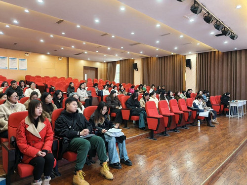 教职工大会、.jpg